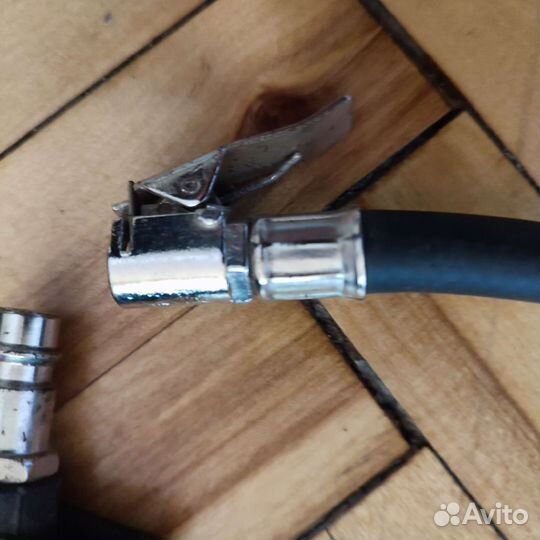 Пистолет для подкачки шин с манометром