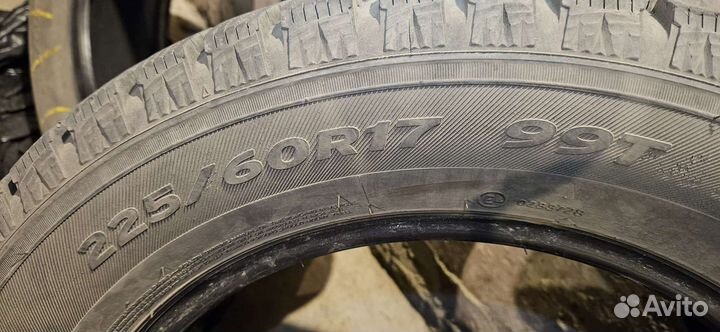 Hankook Winter I'Pike 225/60 R17 99T