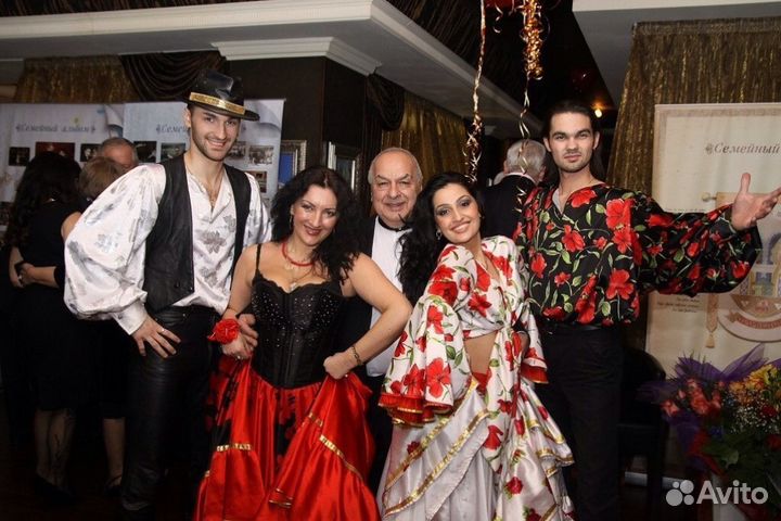 Цыганский ансамбль Нова Рома