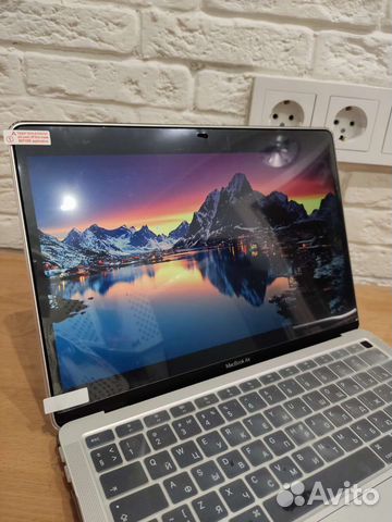 Защитная пленка для MacBook (Новая, торг уместен)