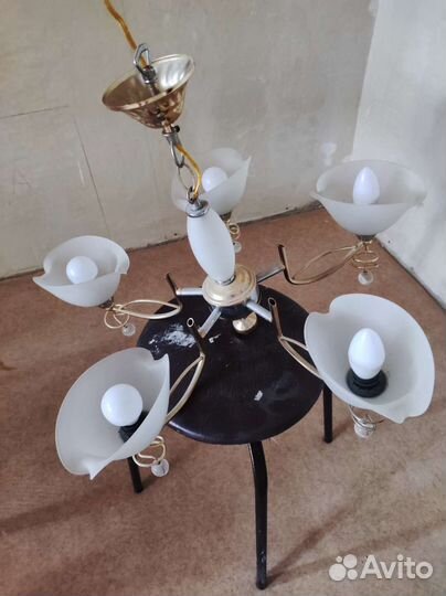 Люстра потолочная