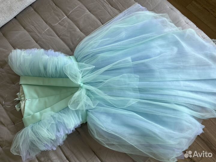 Платье праздничное 128