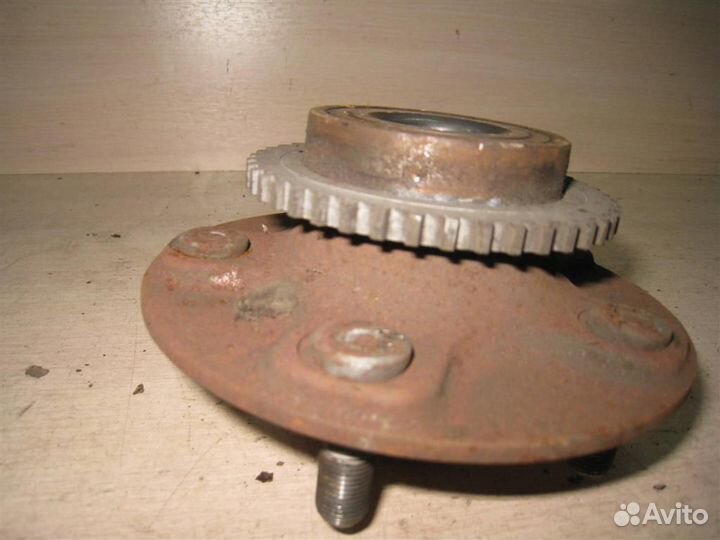 Ступица задняя Nissan Almera Tino 2005