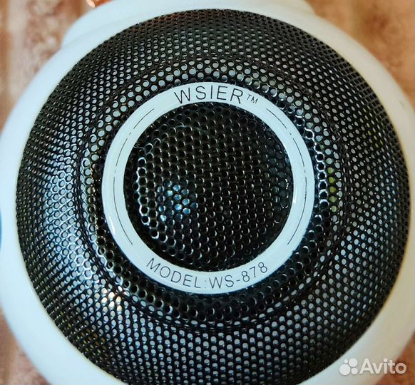 Беспроводной караоке микрофон-колонка 