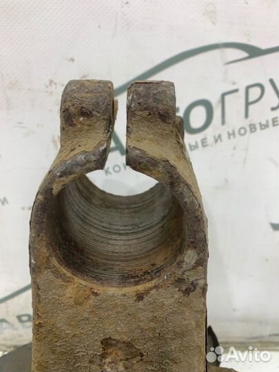 Поворотный кулак передний правый Lr Rr Freelander