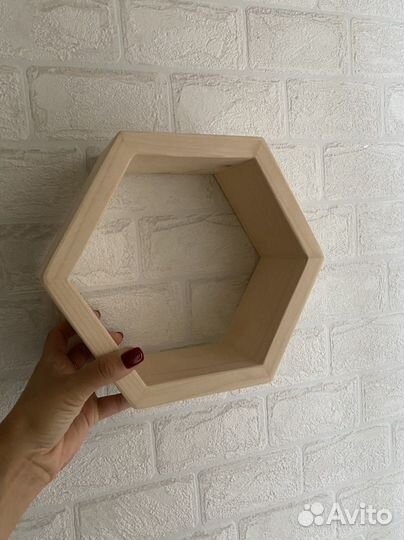 Полка настенная декоративная