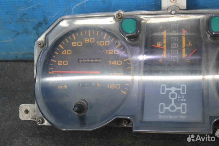 Панель приборов Mitsubishi Pajero (Митсубиси Падже