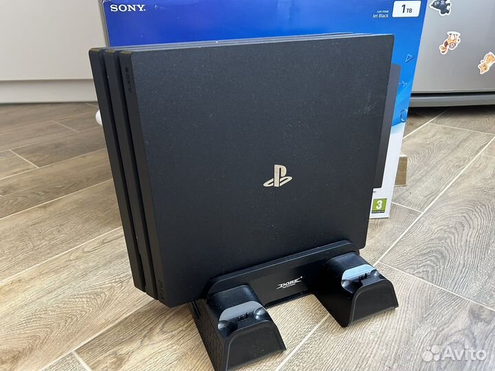 PlayStation 4 pro 1 тб