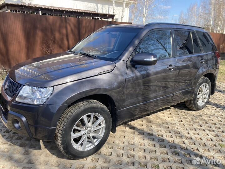 Suzuki Grand Vitara 2.4 AT, 2010, 215 000 км