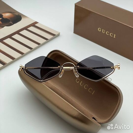 Солнцезащитные очки женские Gucci
