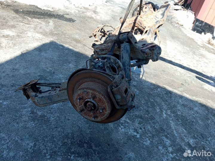 Балка задняя Nissan X-trail DNT31