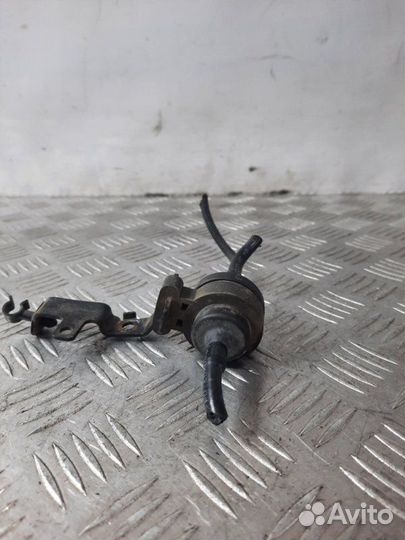 Клапан вентиляции топливного бака Ford Focus