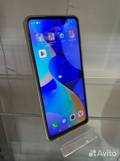 TECNO Spark 10 Pro, 8/256 ГБ