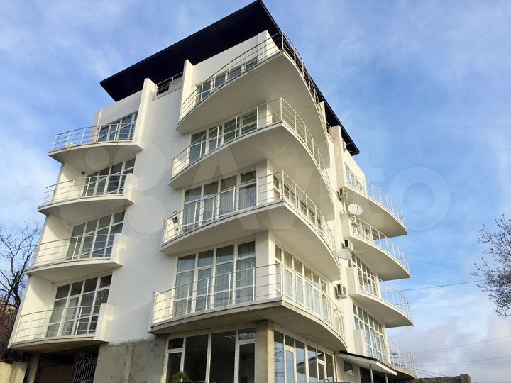 2-к. квартира, 67 м², 1/5 эт.