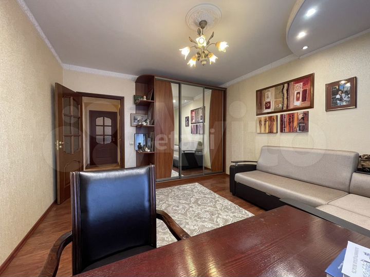 3-к. квартира, 82,4 м², 2/10 эт.