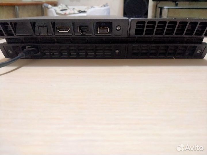 Sony Playstation 4 (PS4) Fat