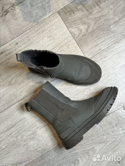 Ботинки zara 35