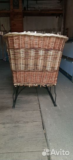 Сани плетеные