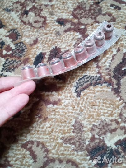 Маслосьемные колпачки 412москвич