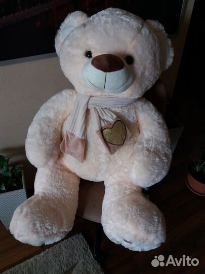 Плюшевый медведь