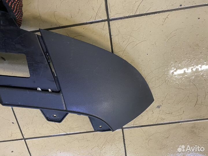 Облицовка бампера Mercedes-Benz