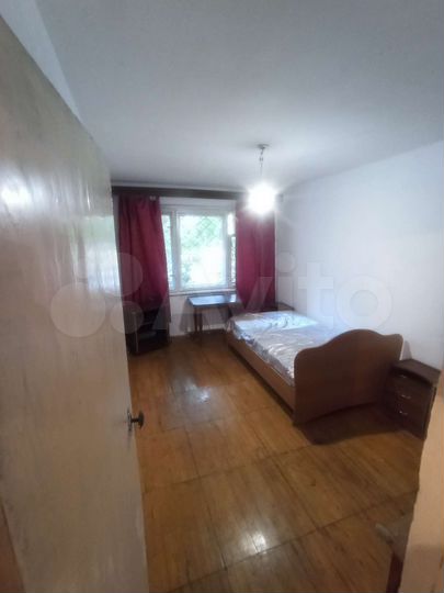2-к. квартира, 46 м², 1/4 эт.
