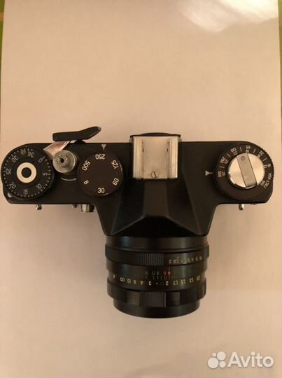 Плёночный фотоаппарат зенит ттl, зеркальный