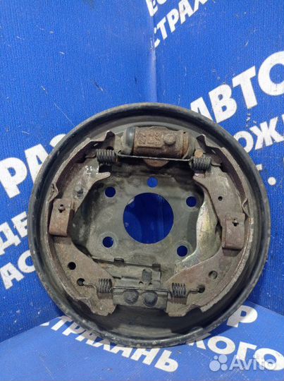 Механизм ручника Honda Fit хэтчбек 2012