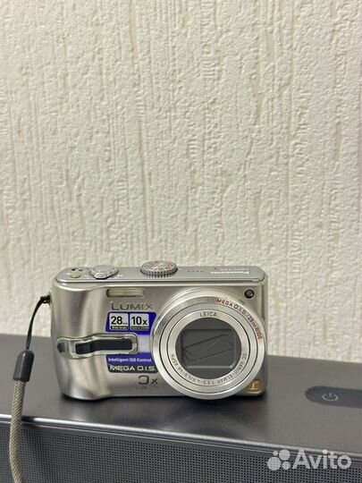 Компактный фотоаппарат Lumix DMC-TZ3