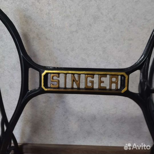 Чугунная станина от швейной машинки