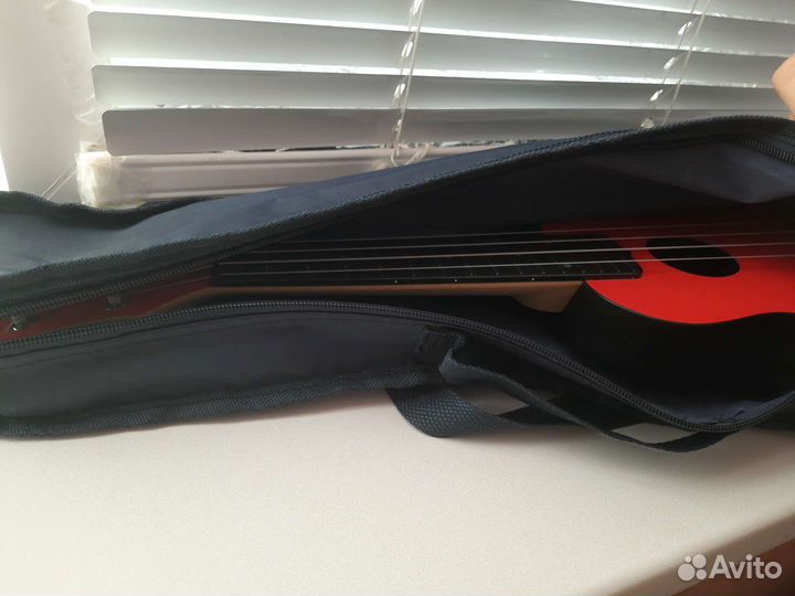 Укулеле сопрано Flight TUS35 Red серии Travel