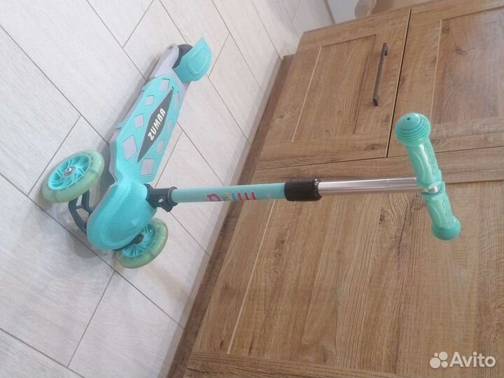 Самокат детский трехколесный