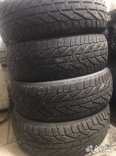 Kormoran SUV Stud 225/65 R17