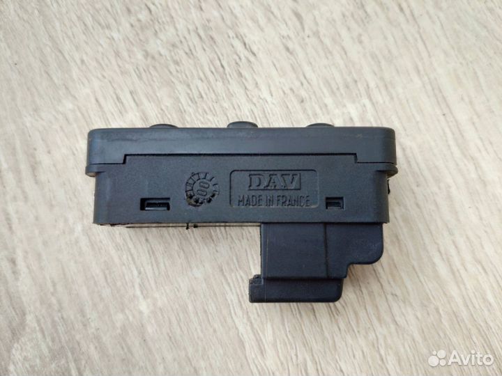 Кнопки селектора АКПП Peugeot 206 406