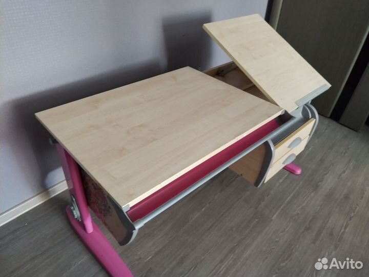 Растущая парта-стол для школьника и стул Дэми