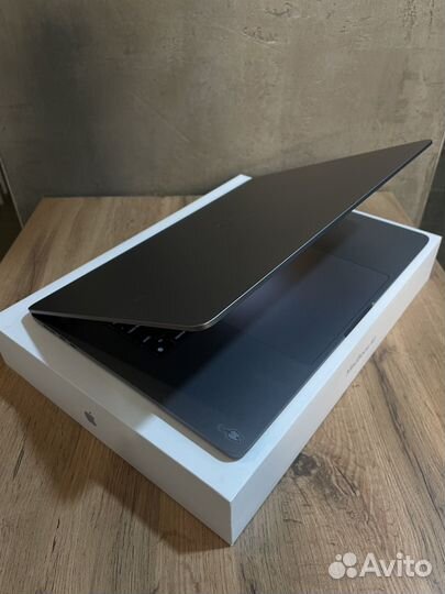 Macbook air 15 m2 8 256
