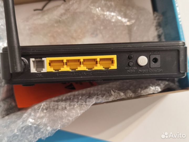 Wi-Fi роутер D-Link DSL-2640U