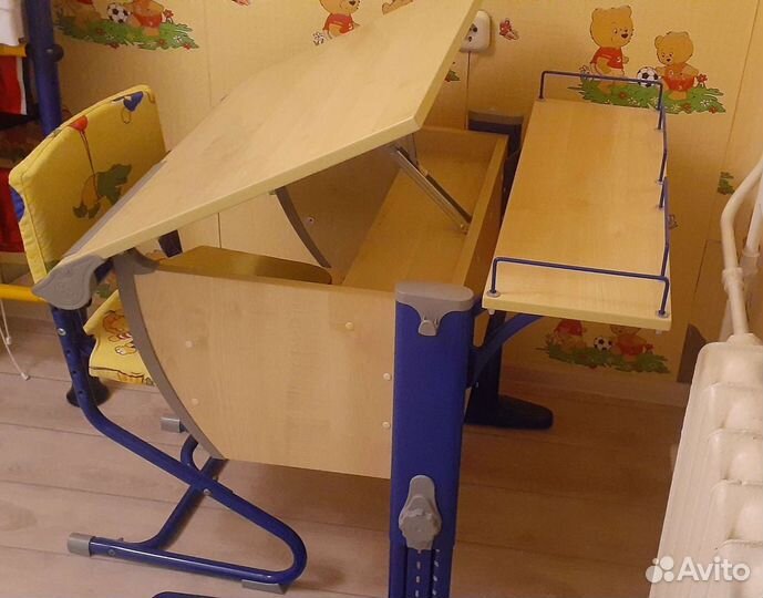 Растущая парта со стулом дэми