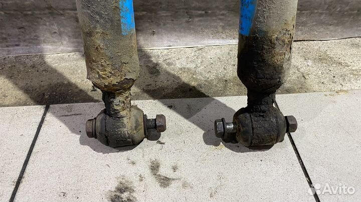 Задние стойки Mercedes Benz W140