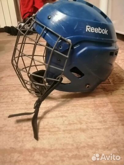 Шлем хоккейный