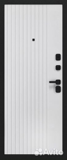 Входная дверь в частный дом