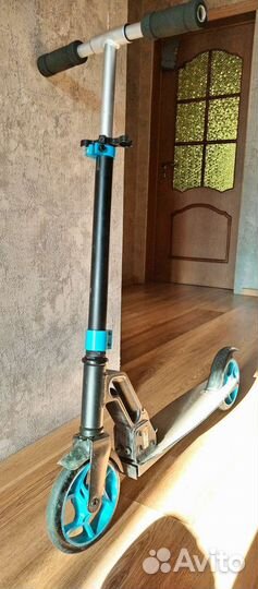 Самокат с большими колёсами детский