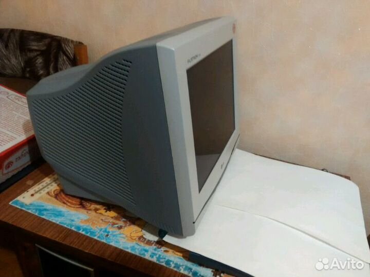 Монитор LG