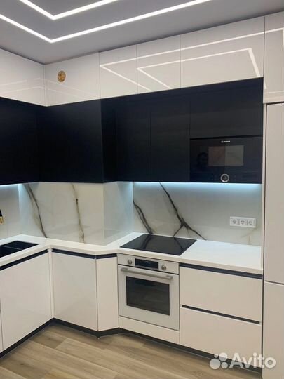 Кухня новая