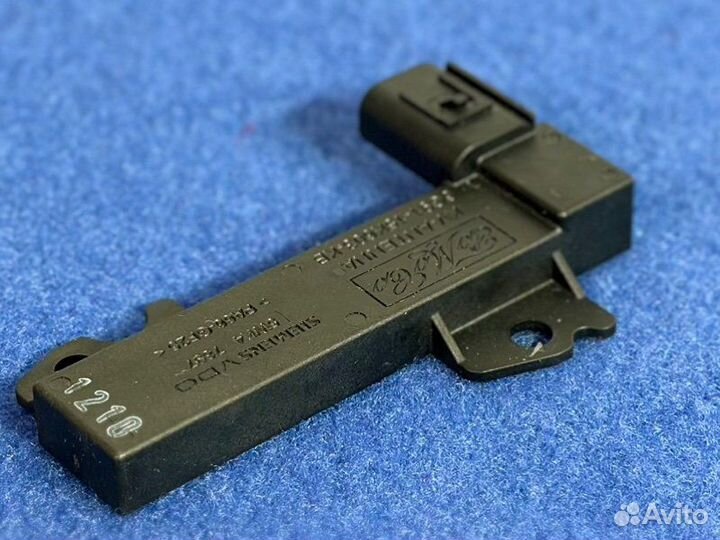 Антенна бесключевого доступа Volvo Xc60 2011