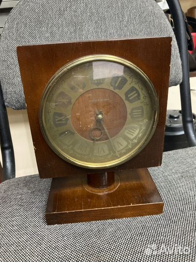 Настольные часы весна в мастерскую