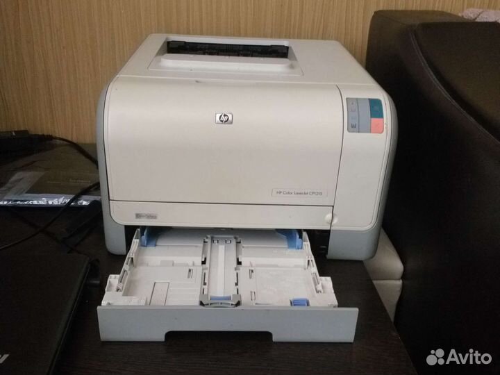 Принтер HP Color Laser Jet CP1215