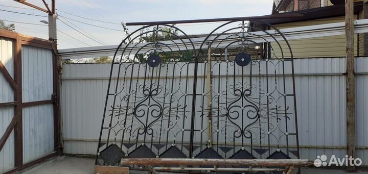 Ворота кованые