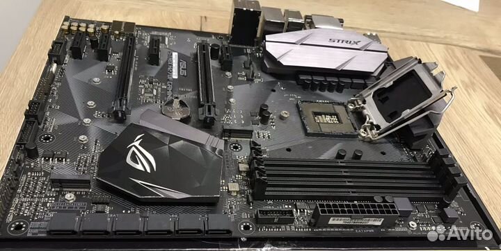 Материнская плата Asus Strix H270F Gaming