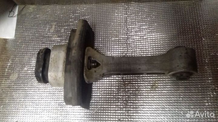 Киа,Хундай подушка АКПП 21955-2S000